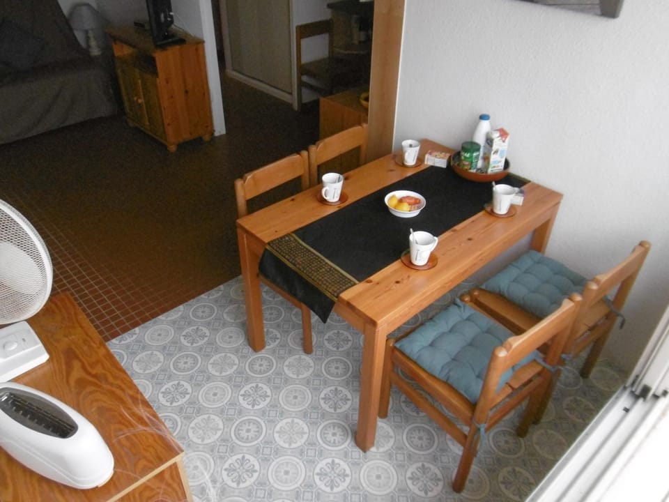 Gruissan Grazel - T2 Confortable 4/5 Pers, PKG sécurisé, Proche plage - FR-1-796-59 Apartment in Gruissan