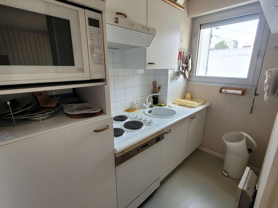 Appartement centre, proche mer, 2 chambres, parking, 1er étage - FR-1-673-18 Apartment in Hauts-de-France