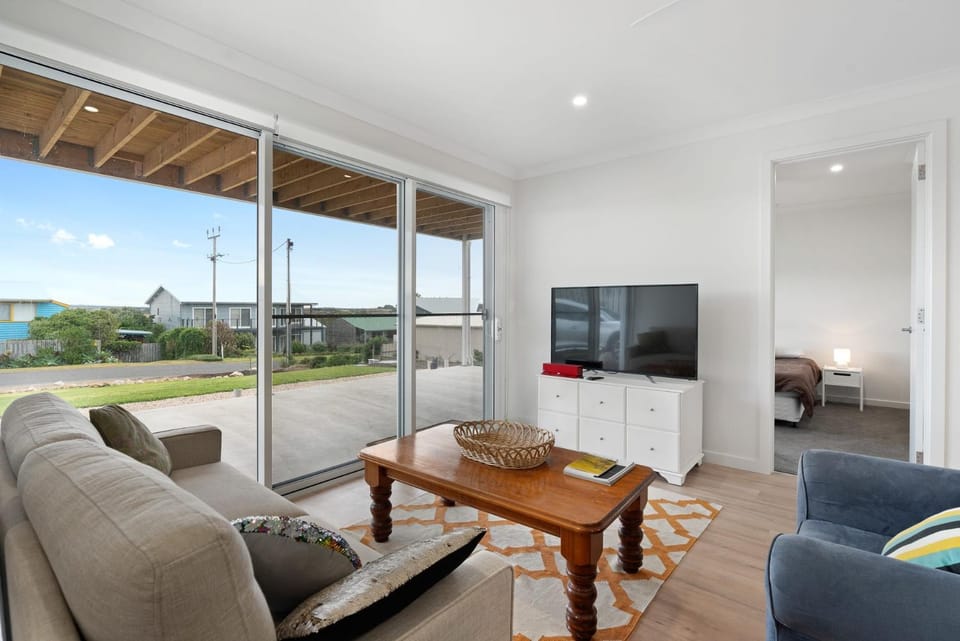 Driftwood Dunes - 67 Newell Avenue Middleton - No Linen Included House in Middleton