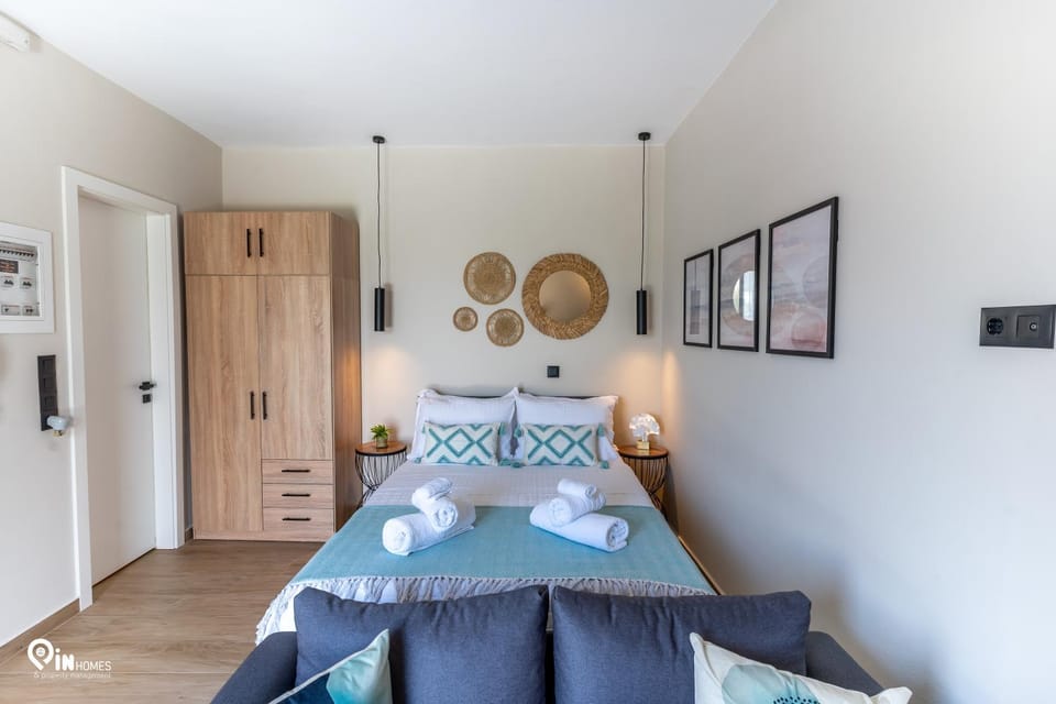 Phevos & Athena - Seaside View Luxury Studio in Nea Makri House in East Attica Regional Unit, Greece