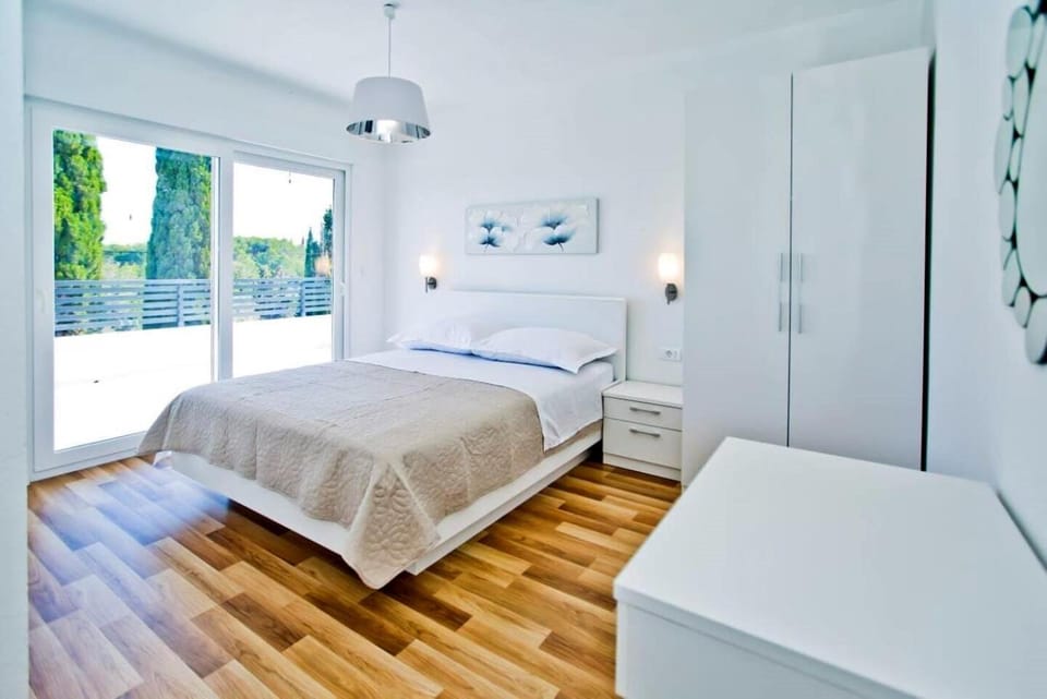 Villa LeChalet on Hvar Island with Private Pool & Peaceful Location House in Dubrovnik-Neretva County