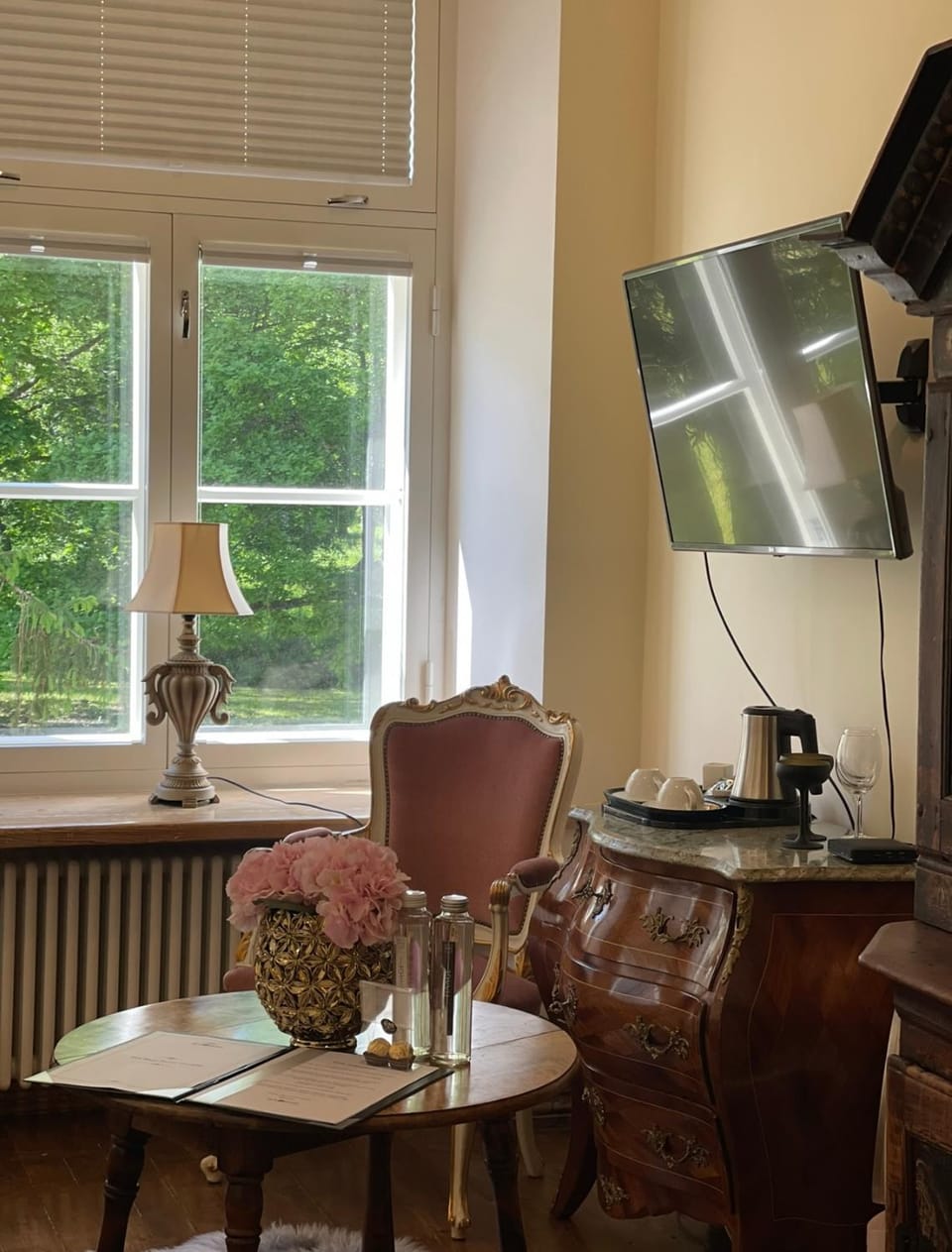 Hof Podis Pootsi veinimõis Apartment hotel in Estonia