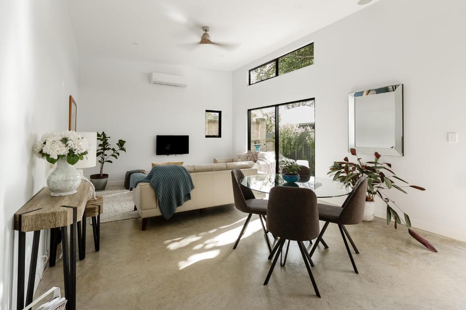 Peppi Place - 2 Bedroom with Ensuites Town Villa House in Margaret River