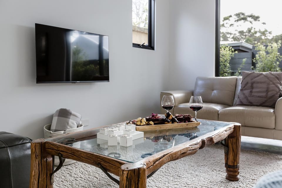 Peppi Place - 2 Bedroom with Ensuites Town Villa House in Margaret River