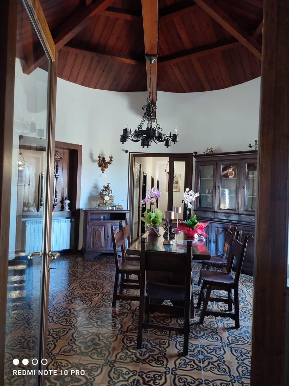 Communal lounge/ TV room, Living room