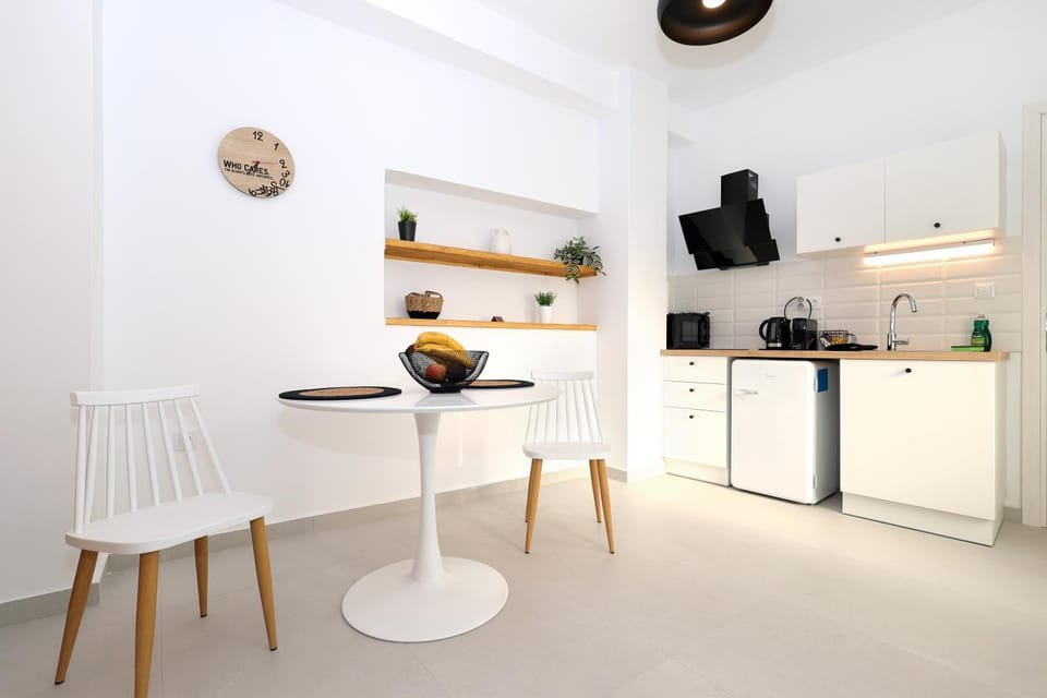 Lalos Apartment House in Argolis, Greece