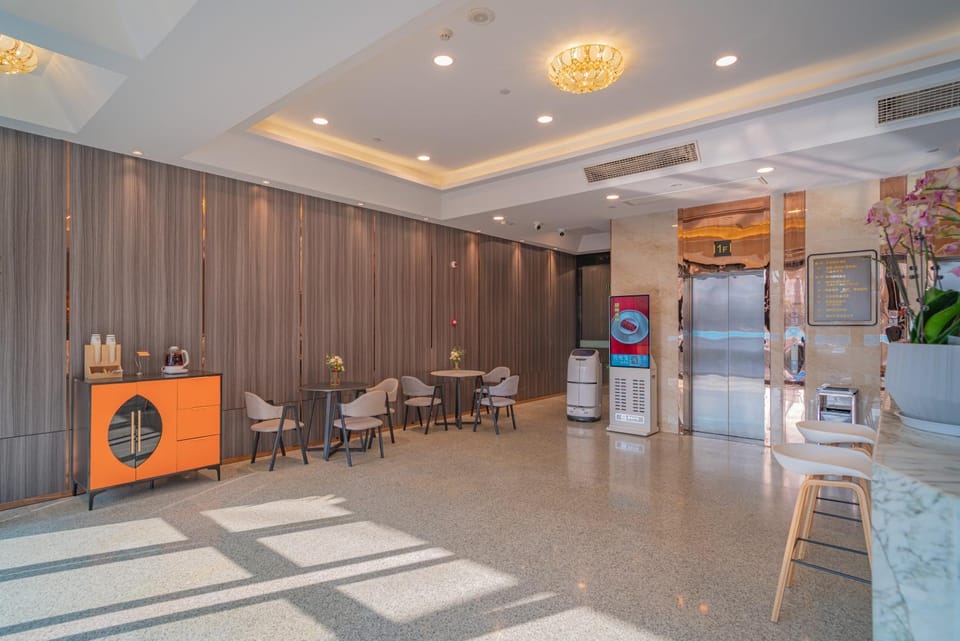 Lobby or reception, Seating area