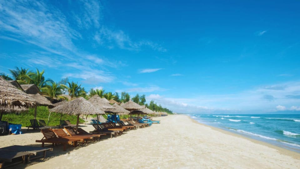 Day, Natural landscape, Beach, sunbed
