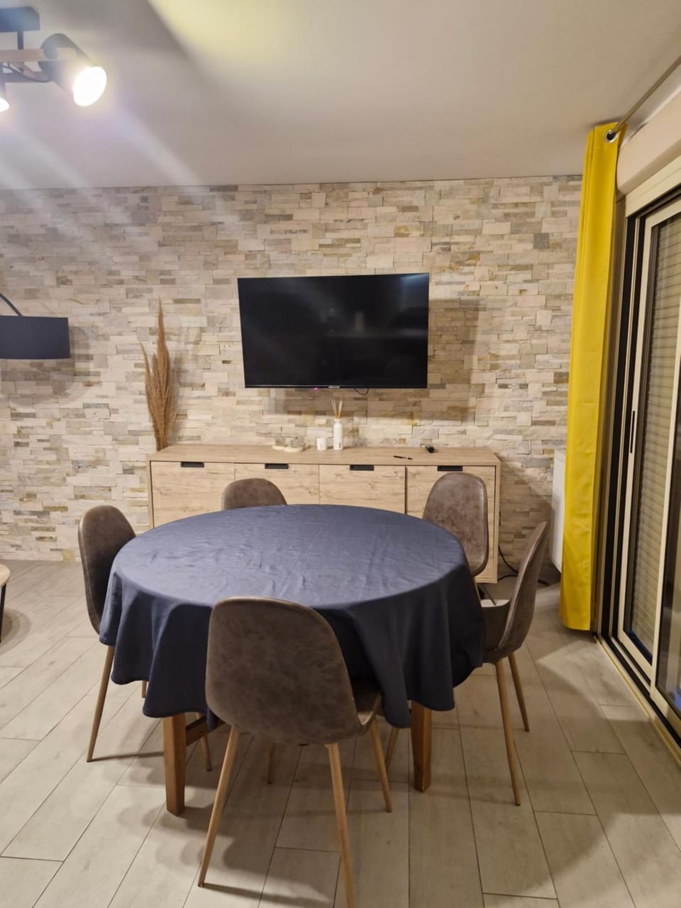 Appart terrasse climatisée 20 min de la Plage Apartment in Marseille