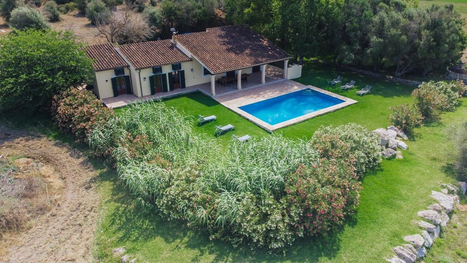 Facade/entrance, Bird's eye view, Garden, Swimming pool