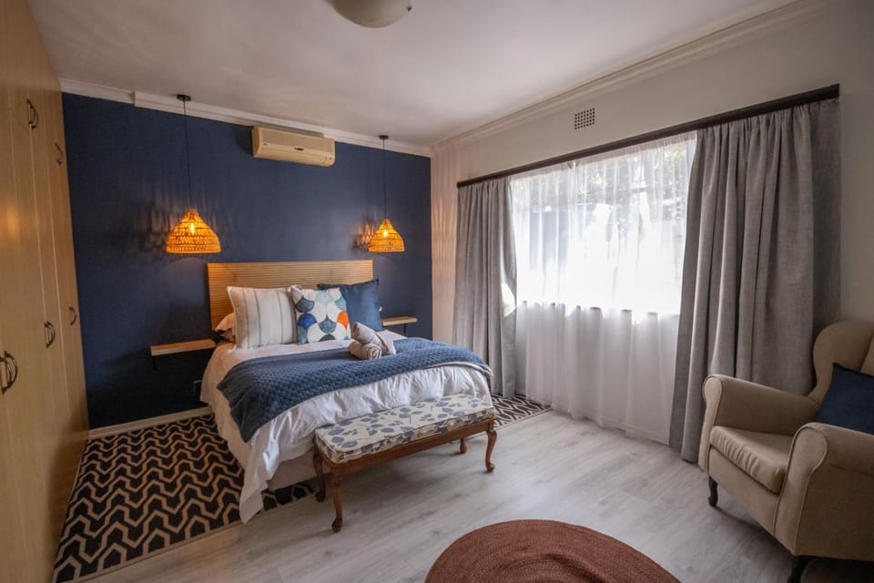 Bed, Bedroom, air conditioner
