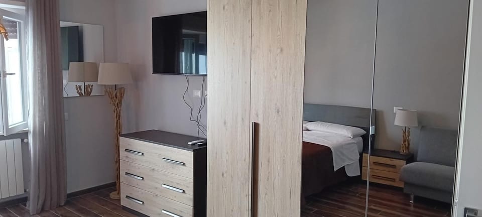 TV and multimedia, Bedroom