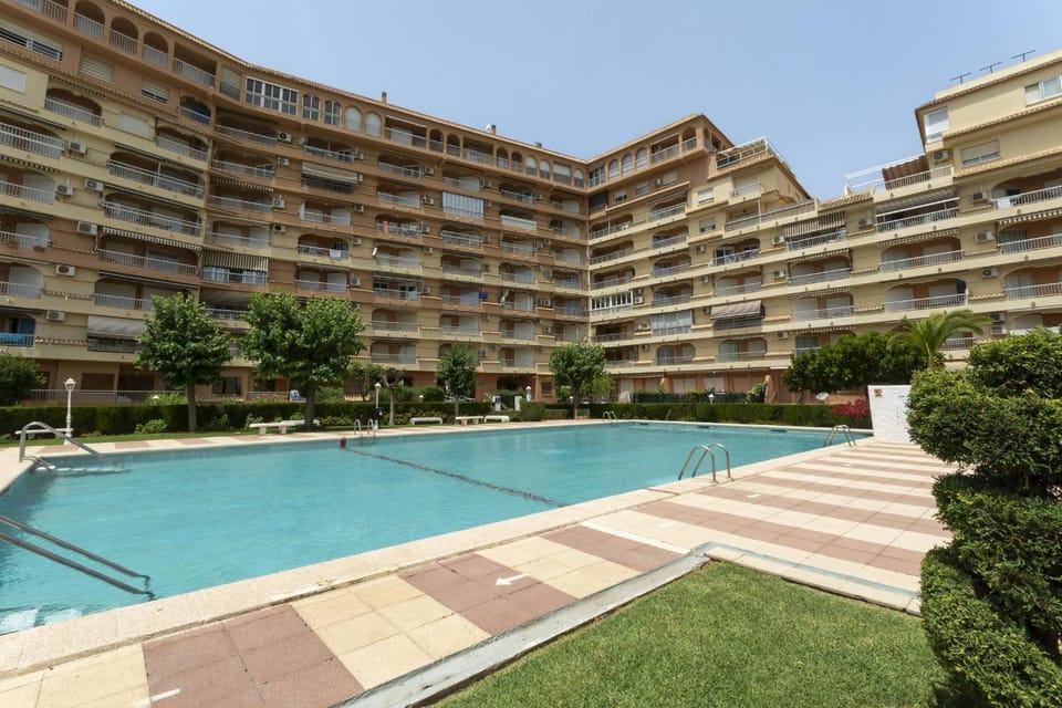 Property building, Swimming pool