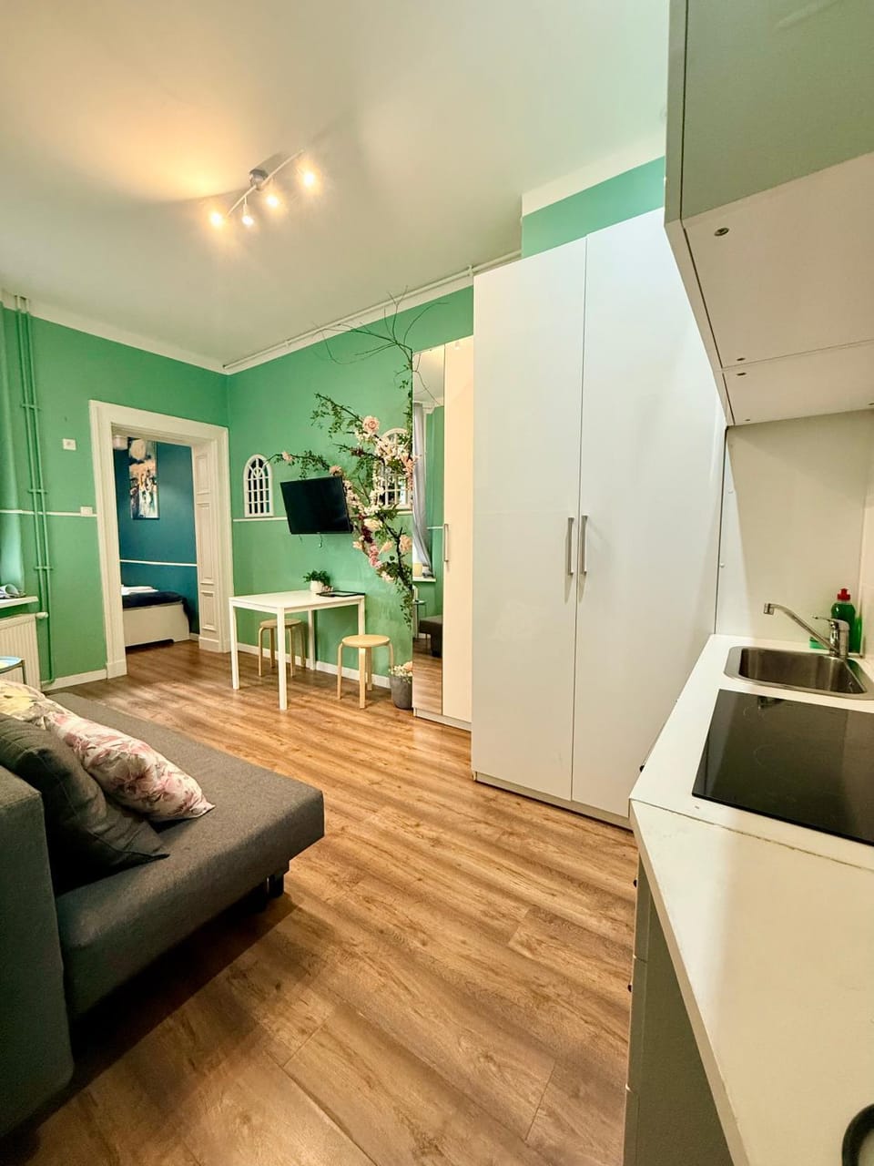 Kitchen or kitchenette, Living room, Dining area