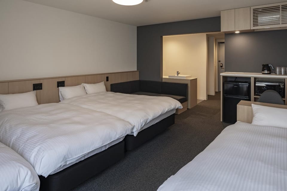 Bed, Bedroom, air conditioner