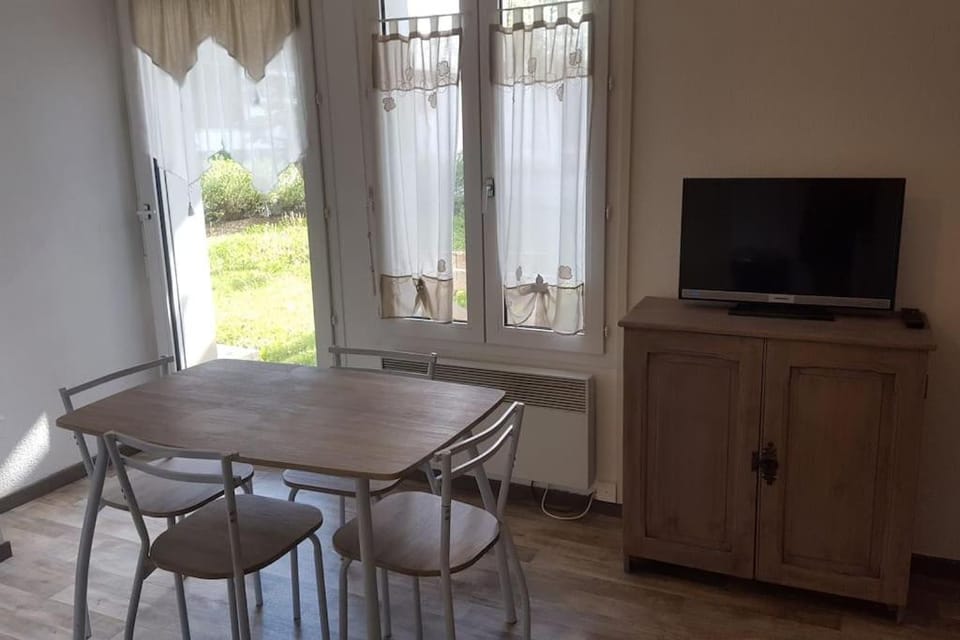Studio city center Apartment in Jura