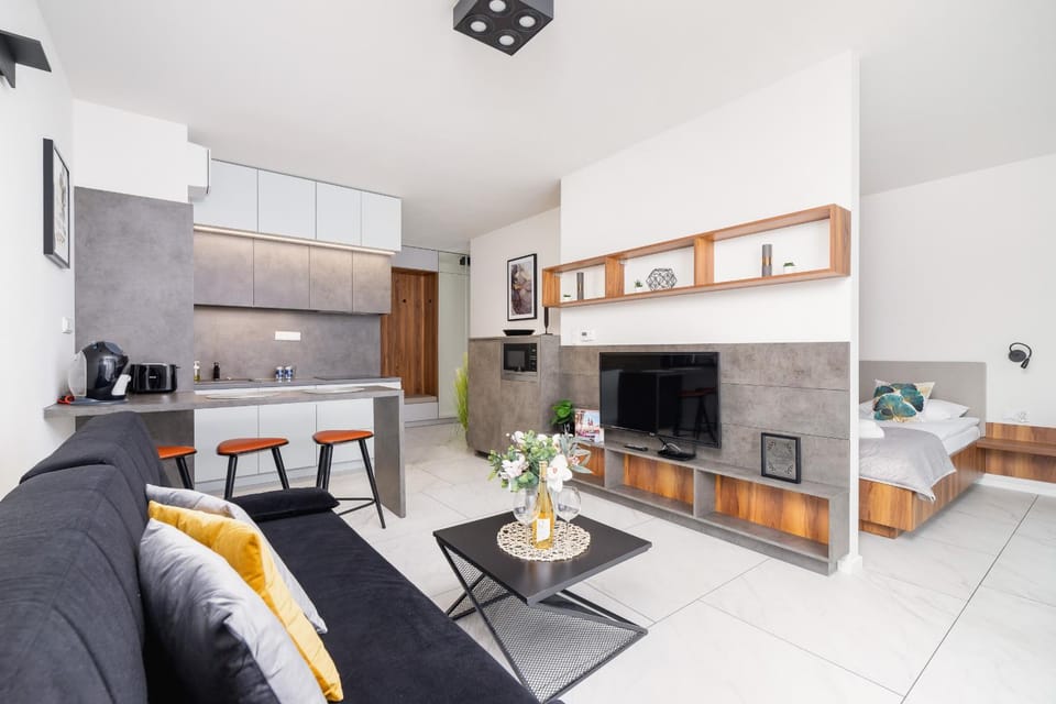 TV and multimedia, Kitchen or kitchenette, Living room, Seating area, Dining area, Evening entertainment, stove