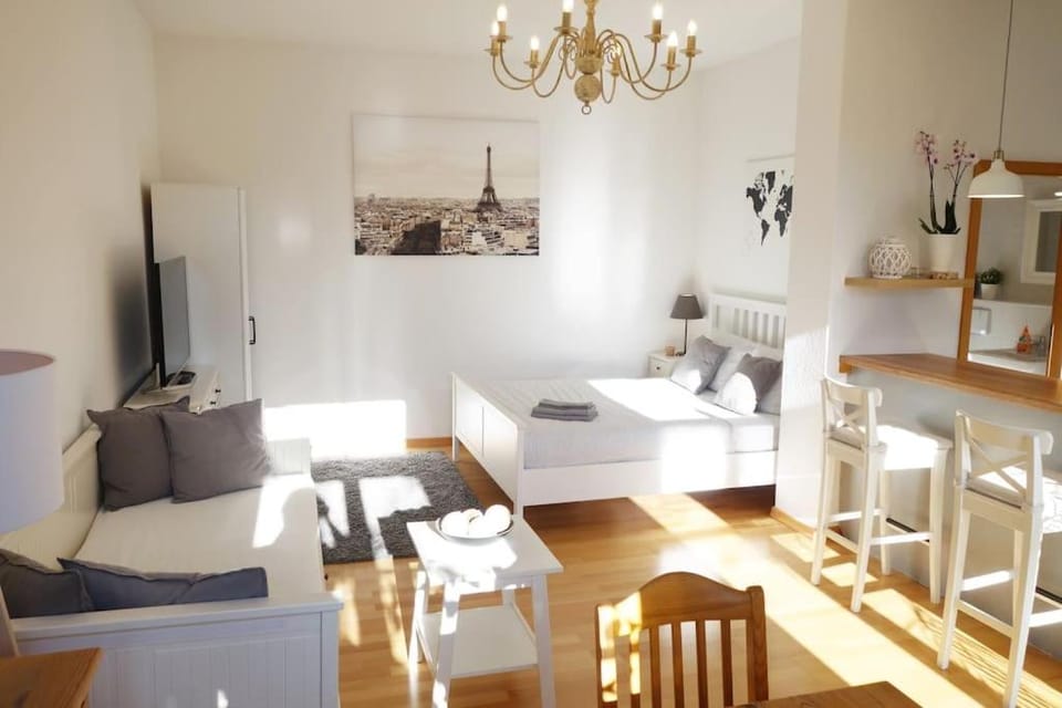 Cosy Studio, sunny balcony in It-District Neustadt Apartment in Dresden-Neustadt