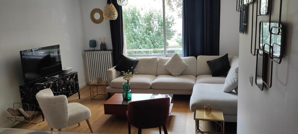 Appartement moderne rénové centre ville, PARKING privé Apartment in Toulouse