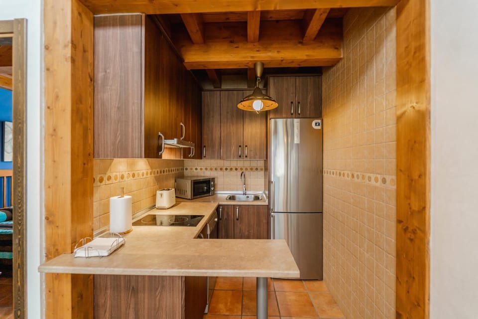 Kitchen or kitchenette, Living room