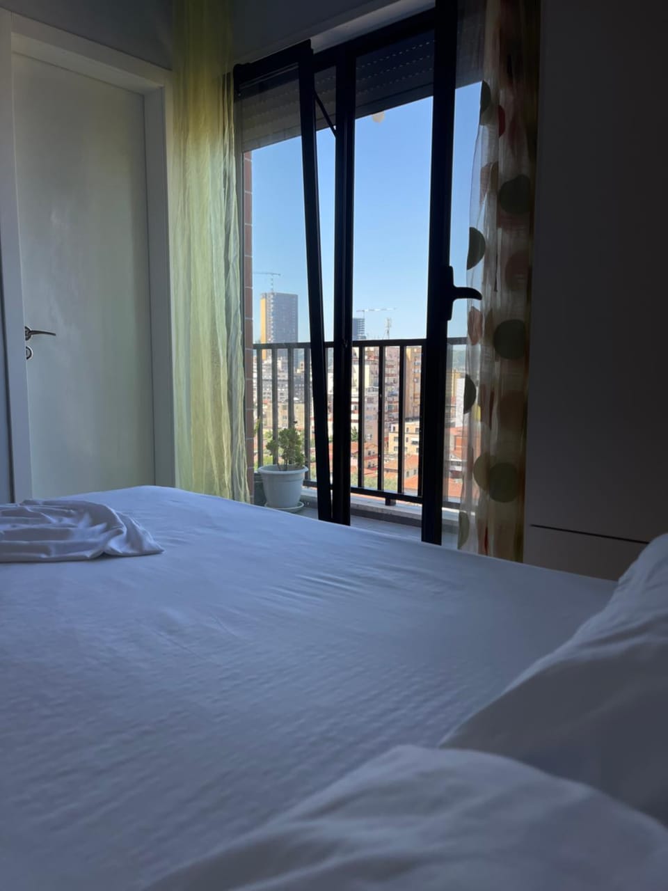 View (from property/room), Balcony/Terrace, Bedroom