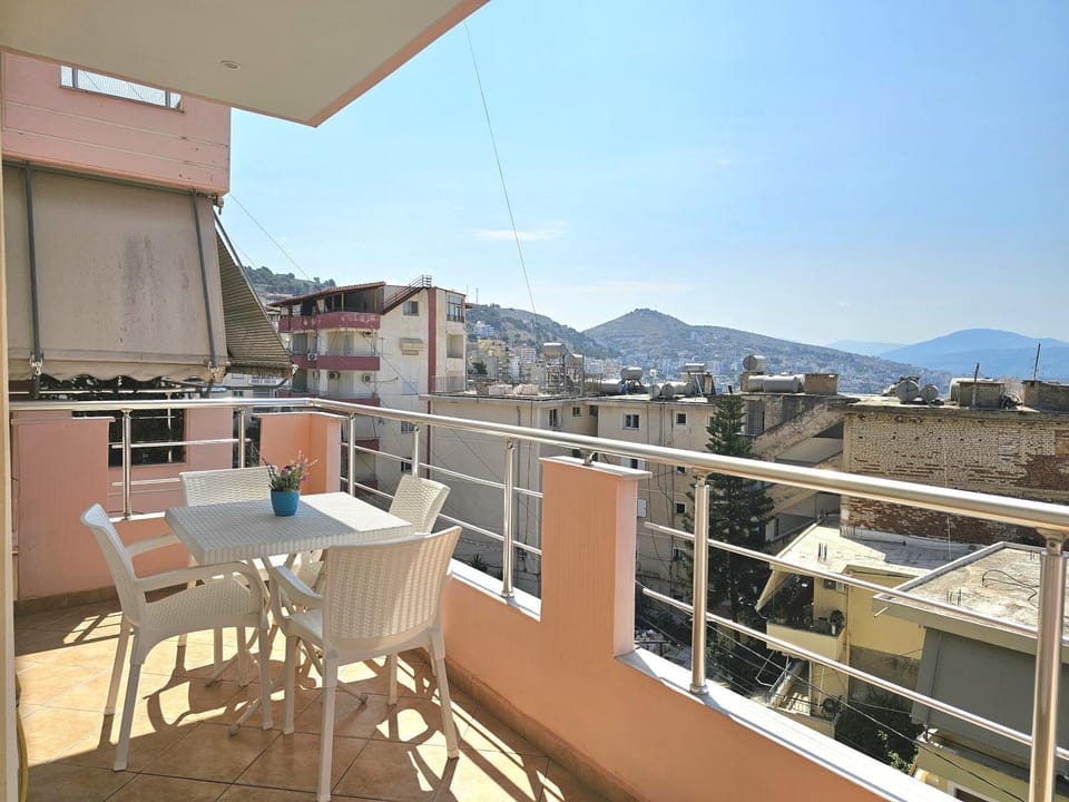 View (from property/room), Balcony/Terrace
