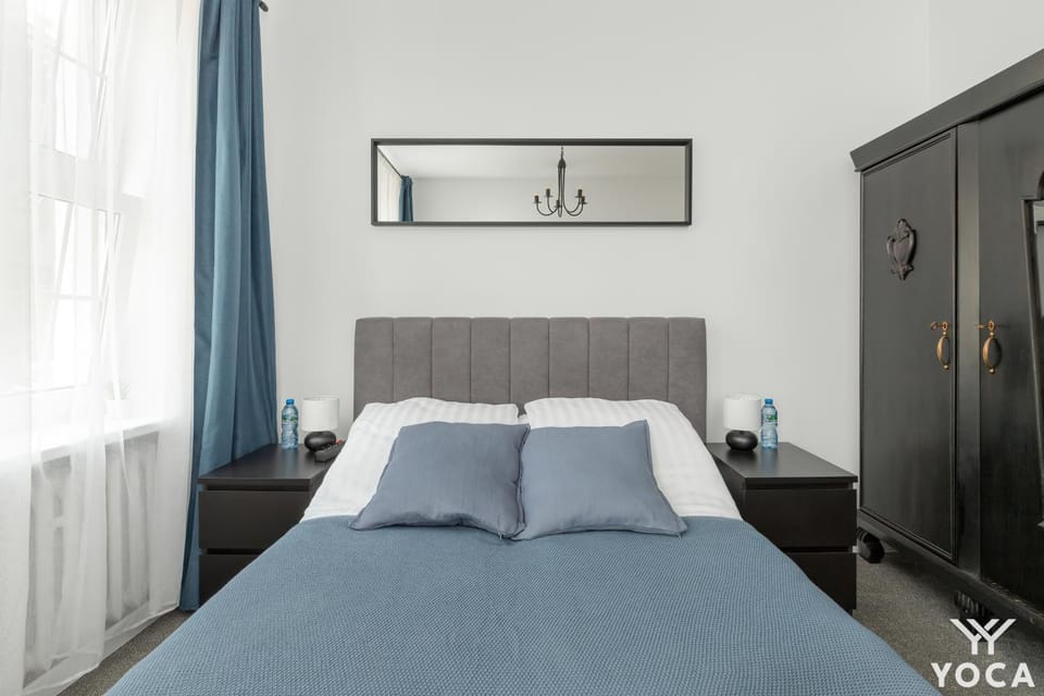 Bed, Photo of the whole room, Bedroom, wardrobe