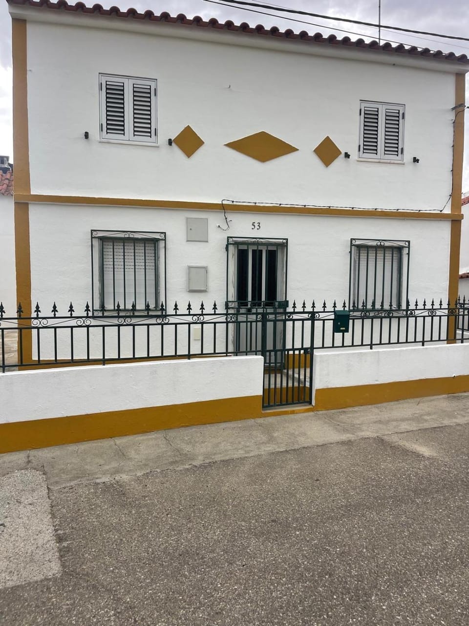 Casa da Barragem Montargil House in Santarém District, Portugal