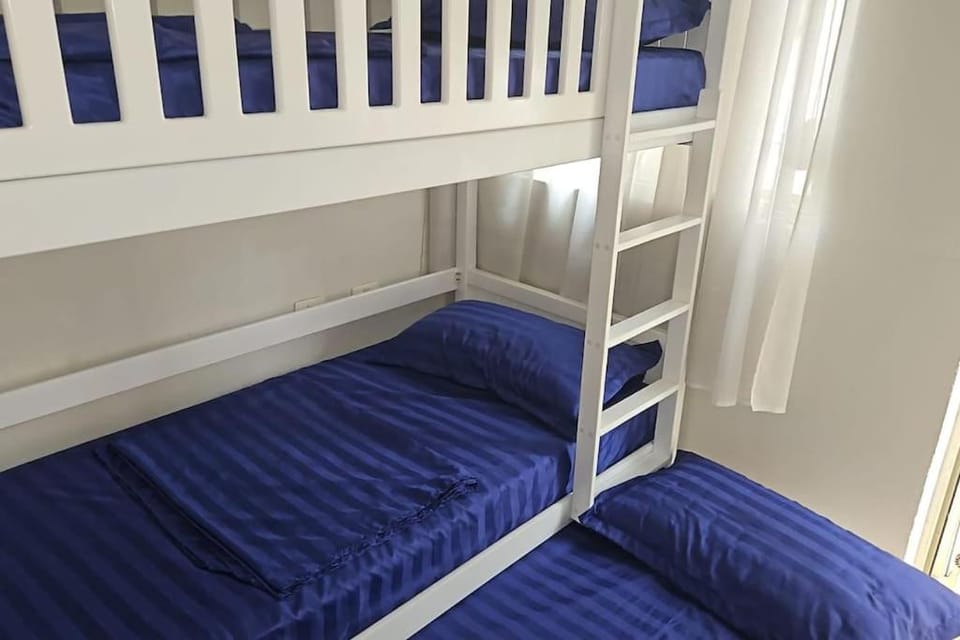 Bed, Bedroom, bunk bed