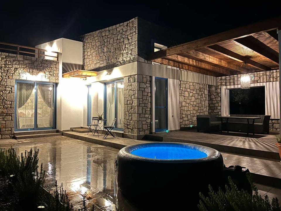 Night, Natural landscape, Hot Tub