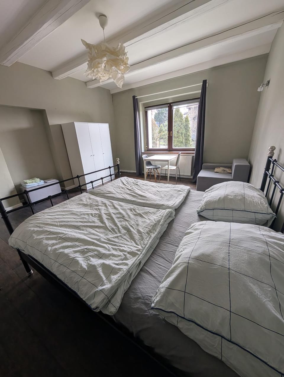 Airport Private Apartment, Advance Registration, No Reception, Self Check-in, Calm Environment, Non-Smoking Guests Apartment in Prague