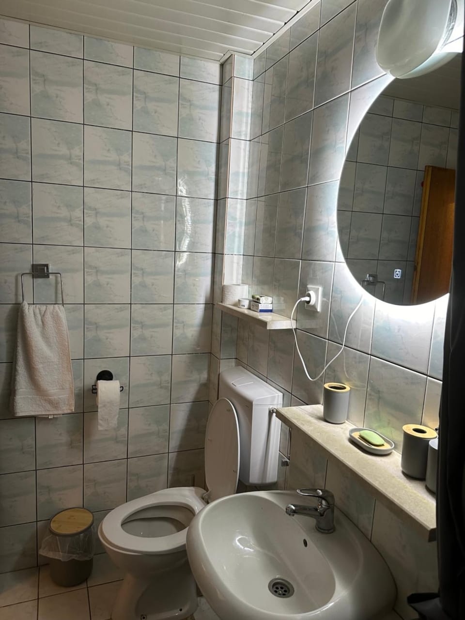 Shower, Toilet, Bathroom