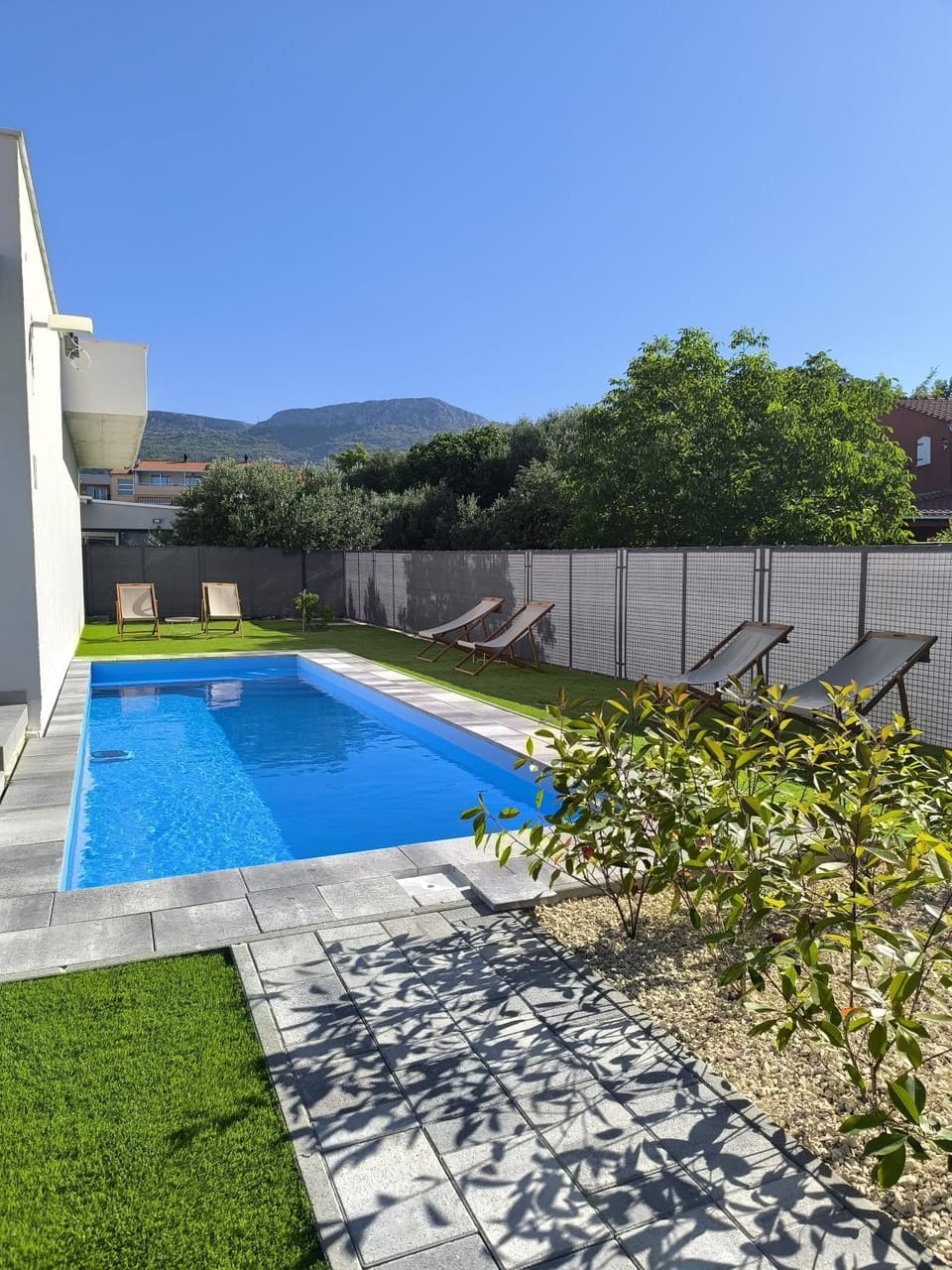 Maslina House - Family Apartment 2 with Pool Apartment in Šibenik-Knin County, Croatia