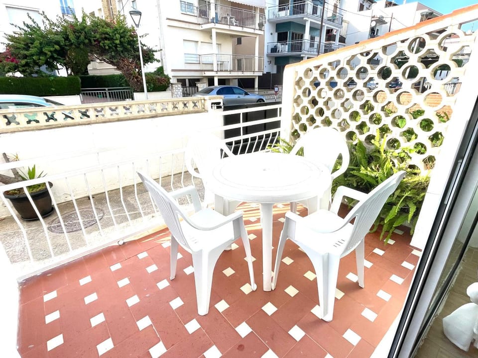 Apartment Sanatori Beach, Barcelona Apartment in Calafell