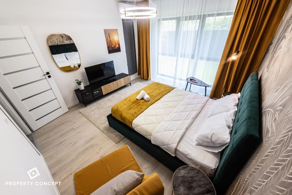 Bed, TV and multimedia, Living room, Photo of the whole room, Bedroom