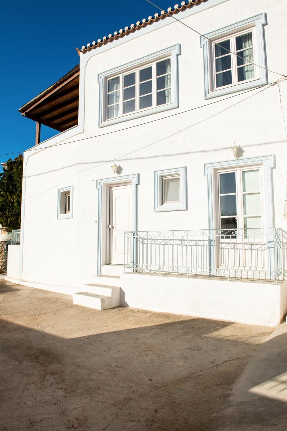 Property building, Day