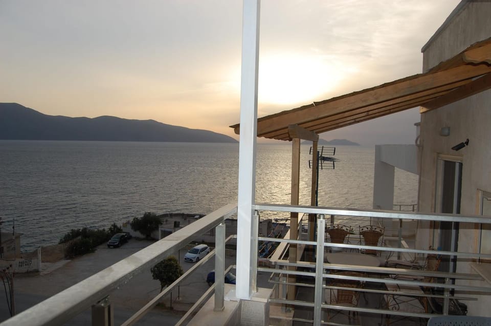 Natural landscape, Mountain view, Sea view, Sunset