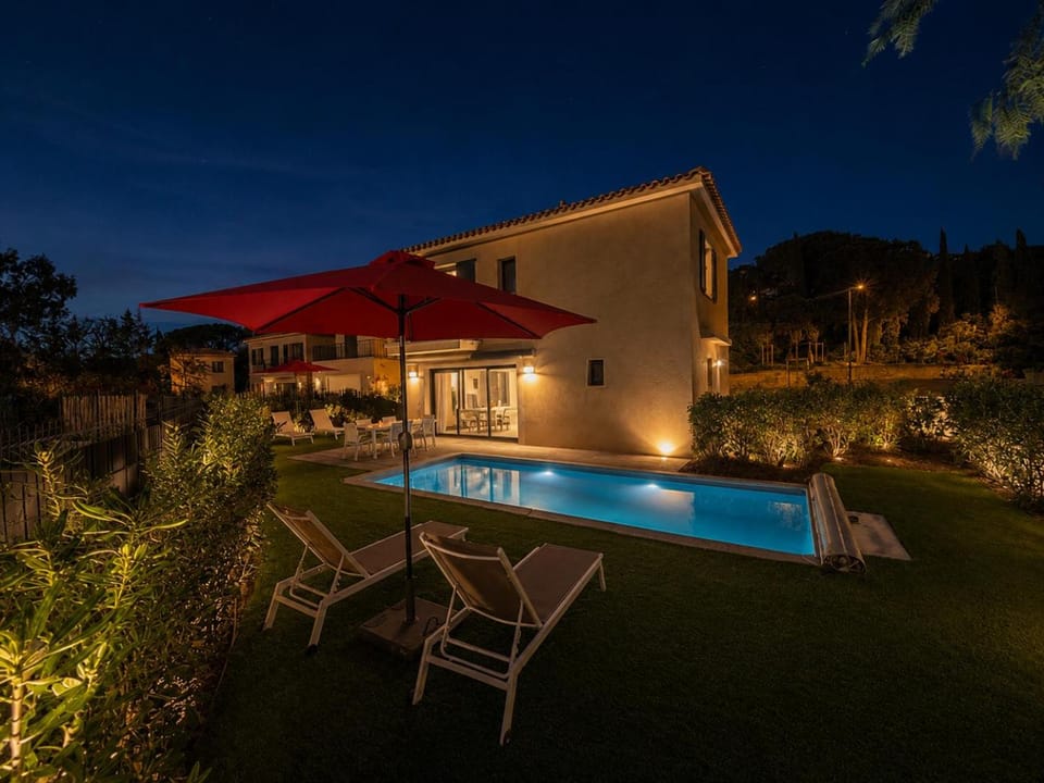 VillaGassin 380 Luxury Villa with Private Pool near Saint-Tropez - Airco-Parking Villa in Gassin