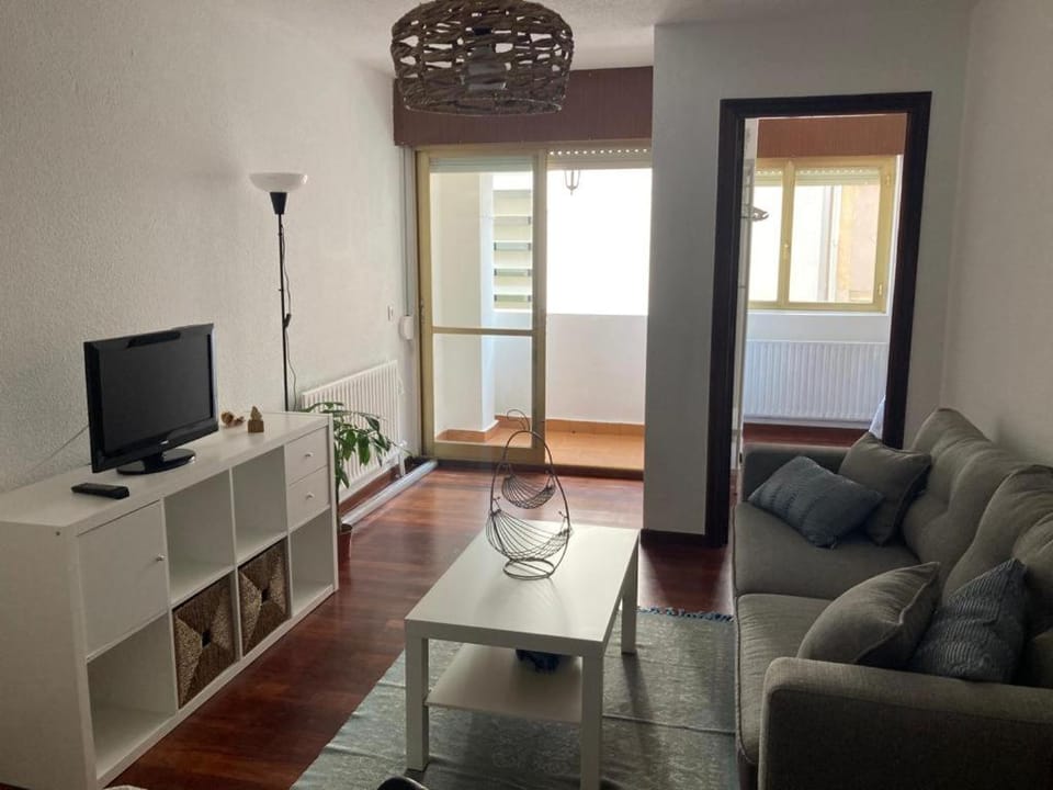 Piso céntrico de dos habitaciones con terraza y balcón en Santander Apartment in Santander