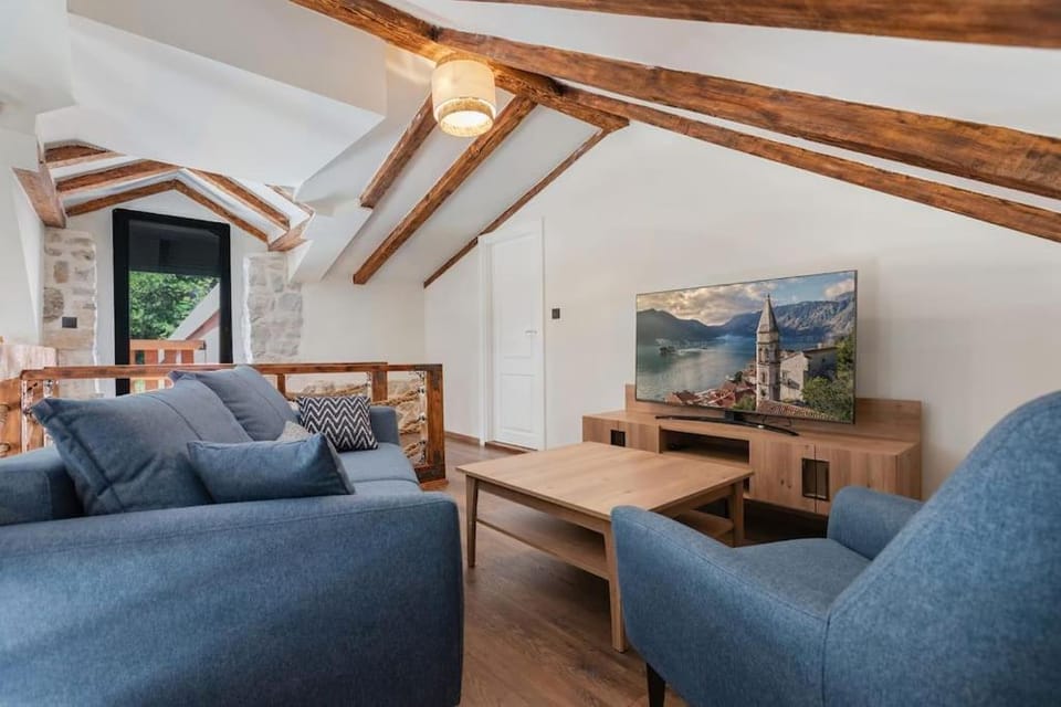 Seaside Stone House - Bella Vista House in Muo