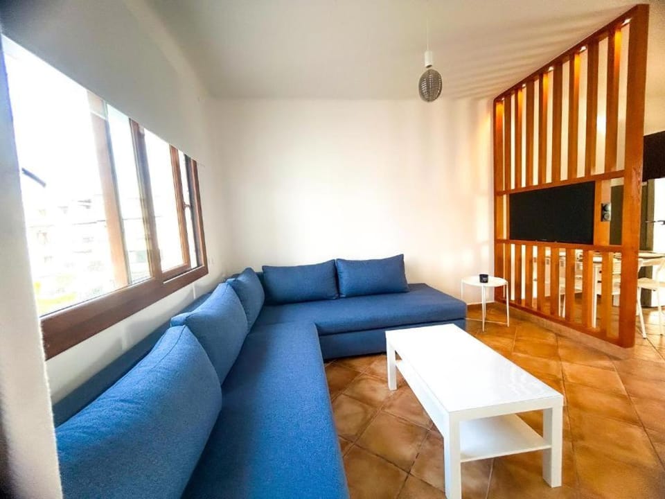 Communal lounge/ TV room, TV and multimedia, Living room, Seating area
