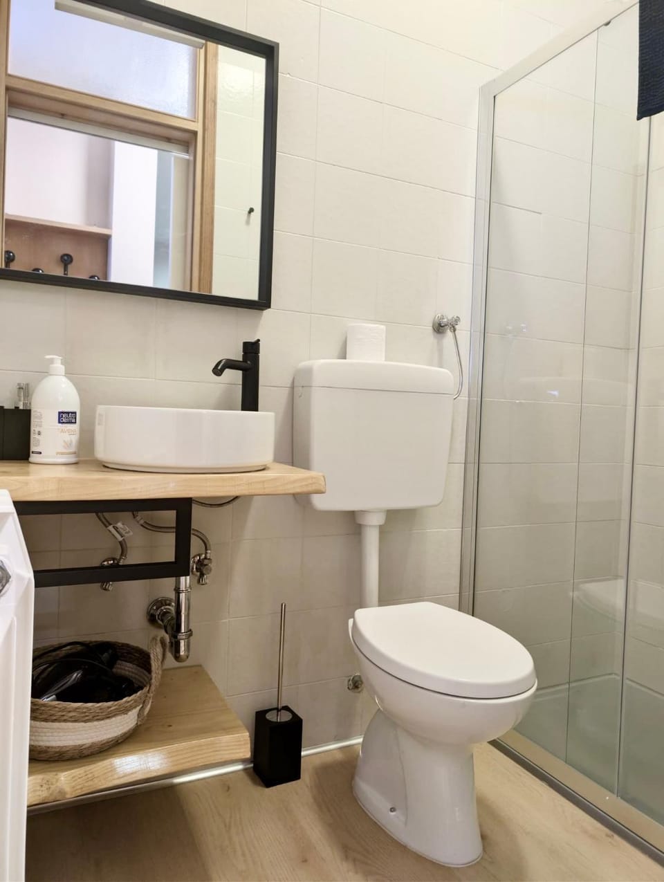 Shower, Toilet, Bathroom, bidet