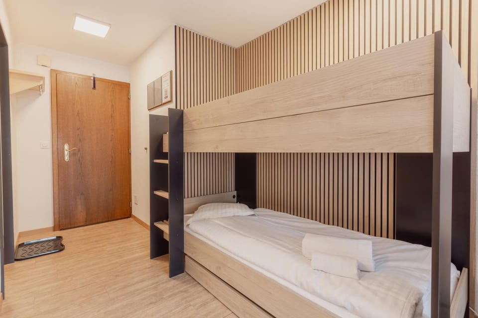 bunk bed