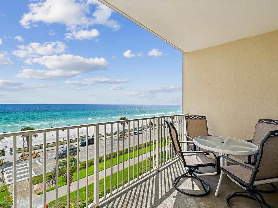 Balcony/Terrace, Seating area, Beach, Sea view