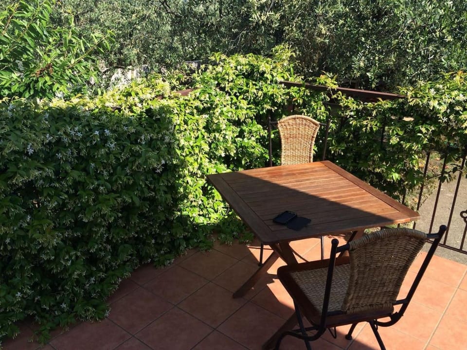 Casa con giardino recintato e Barebeque Area vicino Paestum e Amalfi House in Campania