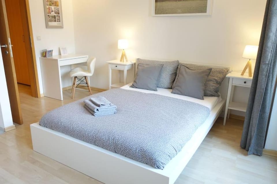 Studio in Dresden Neustadt balcony and parking Apartment in Dresden-Neustadt