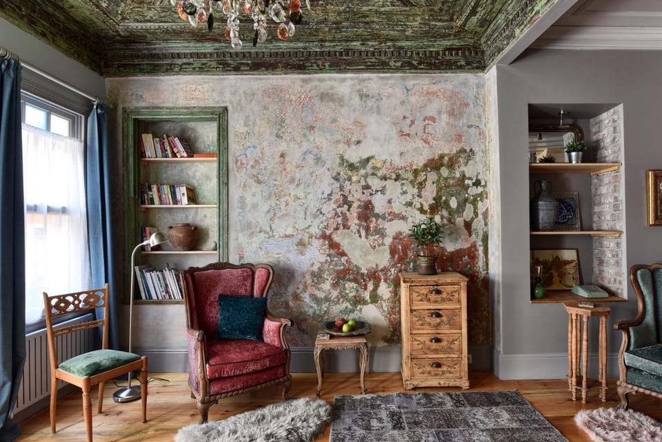 Library, Living room, Seating area
