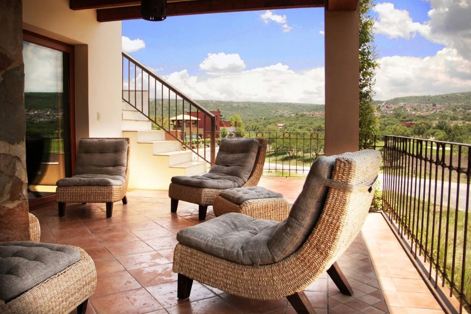 Property building, Patio, Natural landscape, Balcony/Terrace, Other, City view, Garden view, Mountain view
