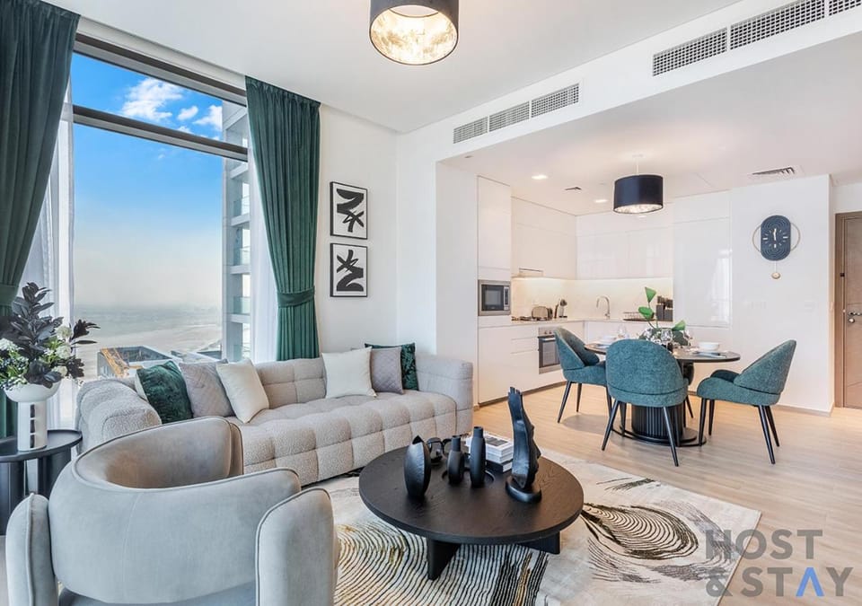 2-BR Getaway at Palace Residences, Dubai Creek Apartment in Dubai