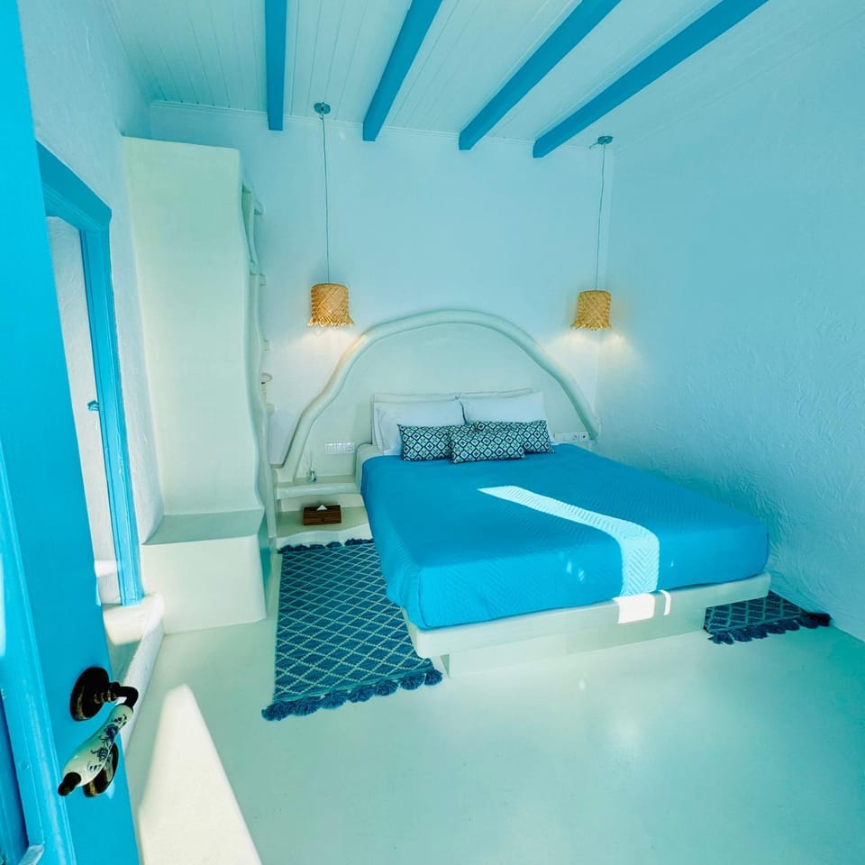 Summer Breeze Suite with Sea Views in loulis Kea! House in Kea-Kythnos